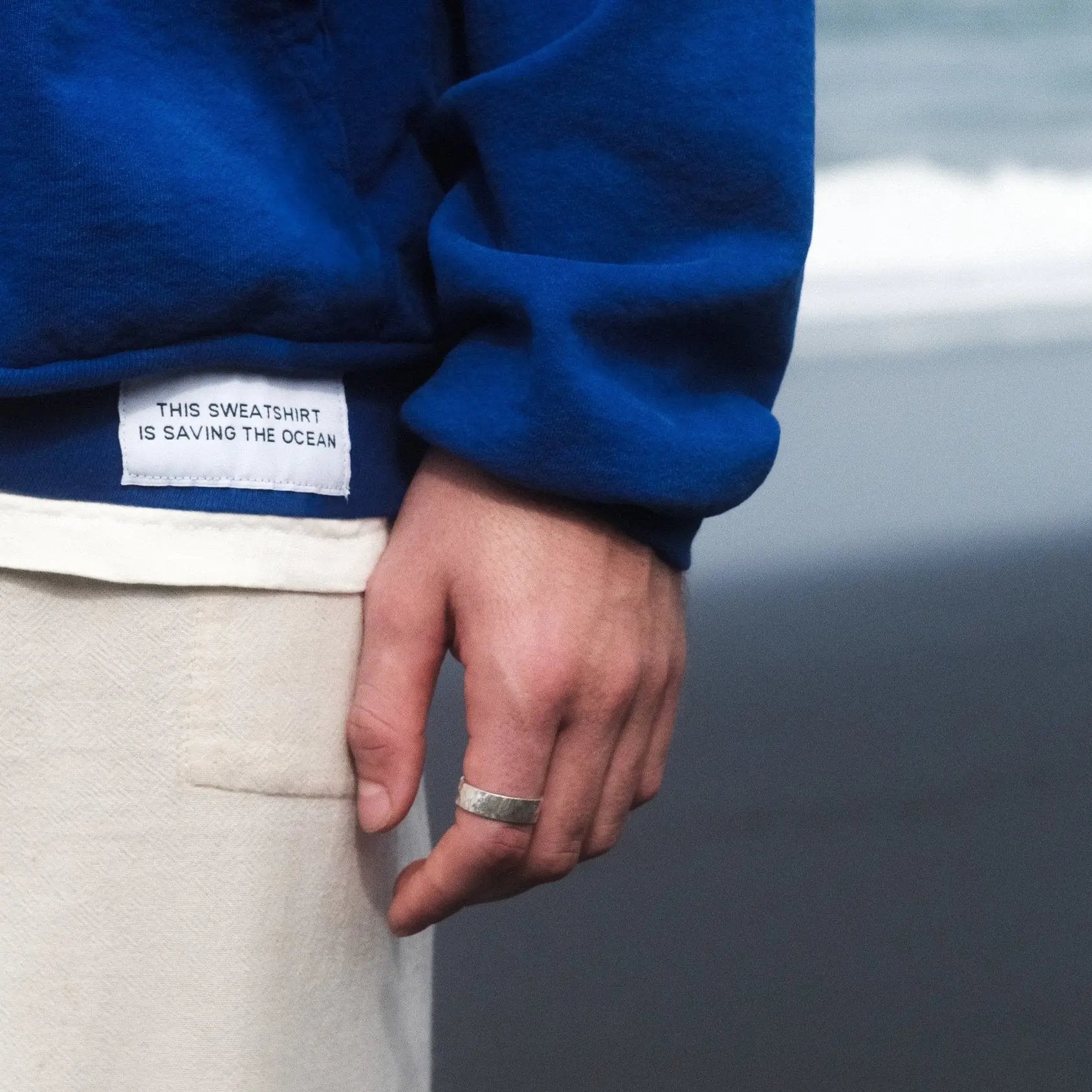 THE COBALT SAVE THE OCEAN HOODIE - Deep Blue.