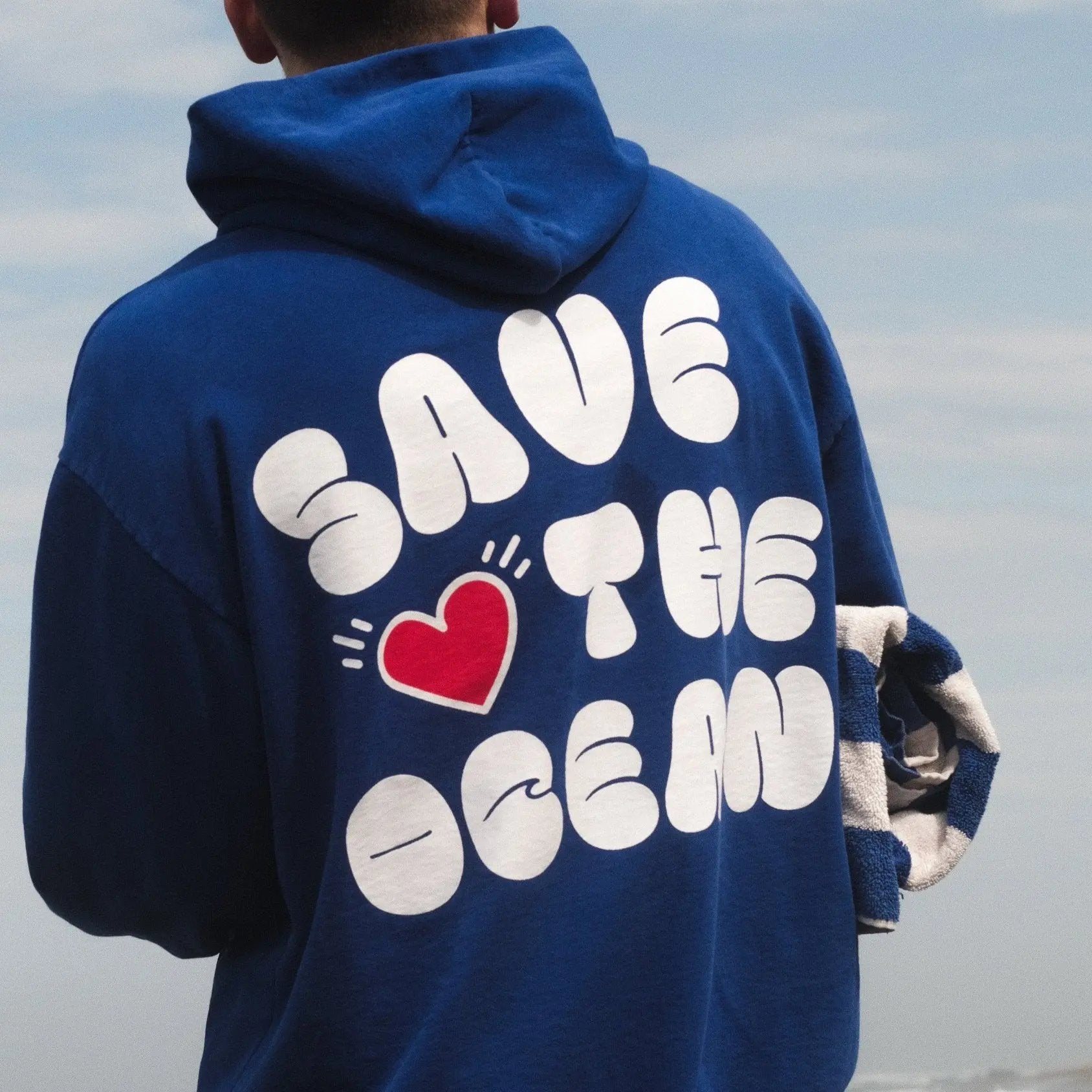 THE COBALT SAVE THE OCEAN HOODIE - Deep Blue.