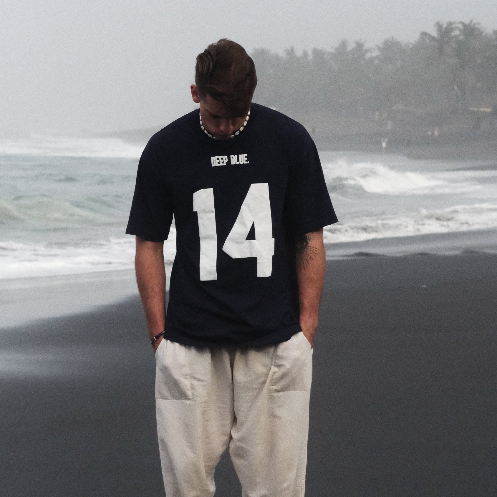 THE NAVY 14 TEE - Deep Blue.