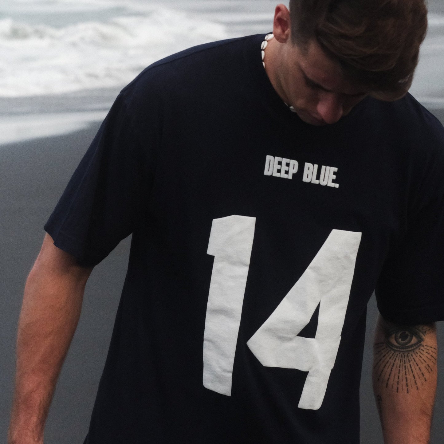 THE NAVY 14 TEE - Deep Blue.