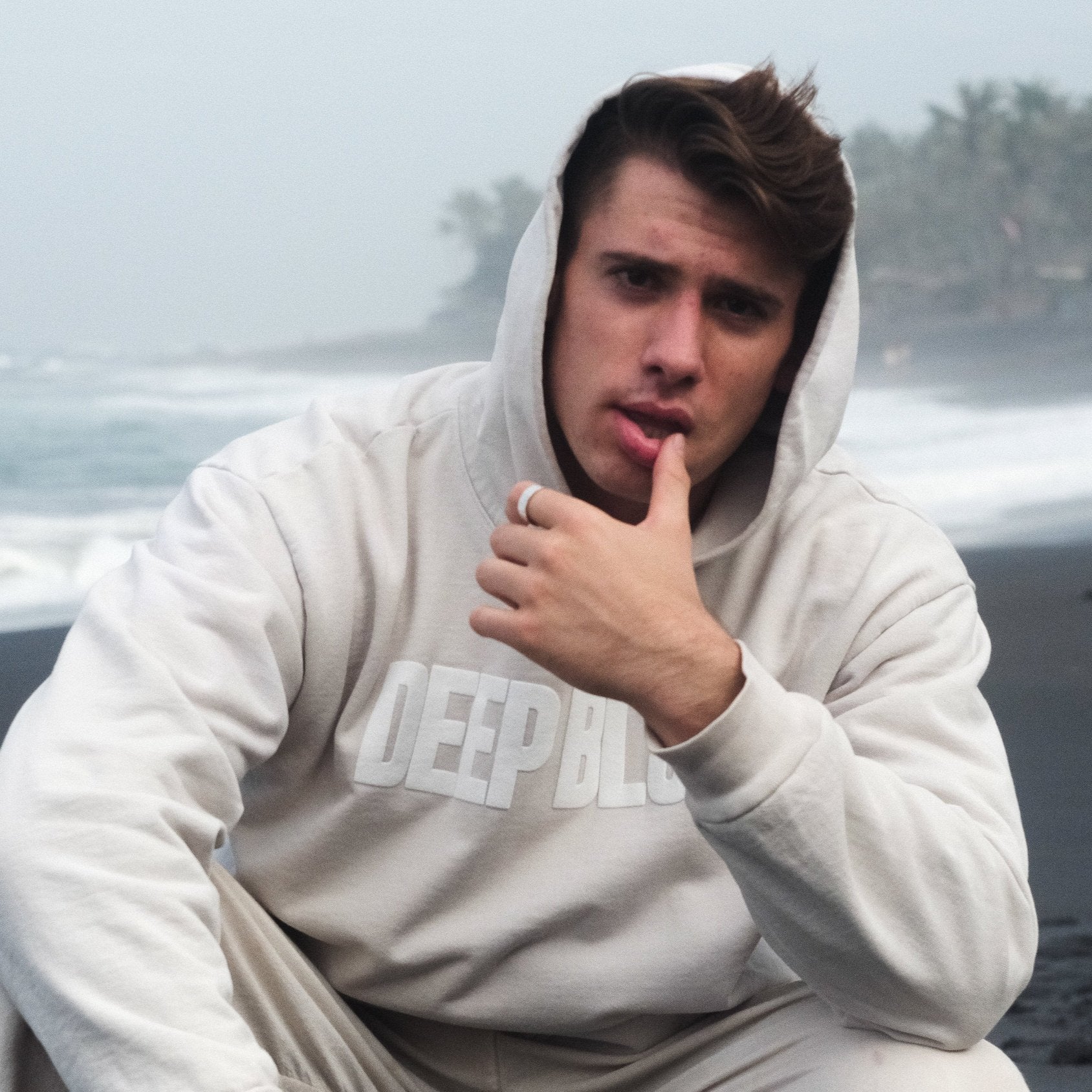 THE FOAM HOODIE - Deep Blue.